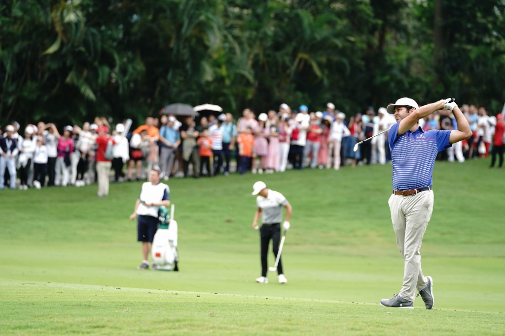 Spaniard Jorge Campillo shared the lead after the first round of the Volvo China Open after shooting a seven-under par 65. Picture by GETTY IMAGES
