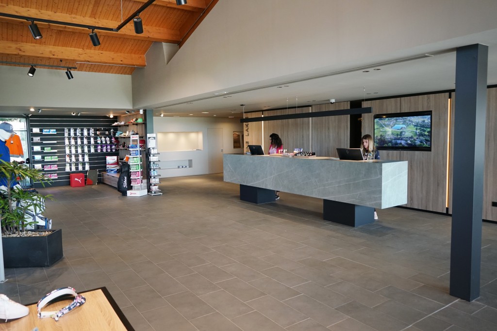 The new reception area of the Lakes Course clubhouse at Lumine Mediterránea Beach & Golf Community