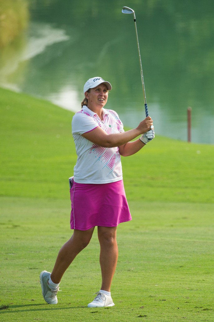 Liz Young playing in the first round of the Hero Women’s Indian Open